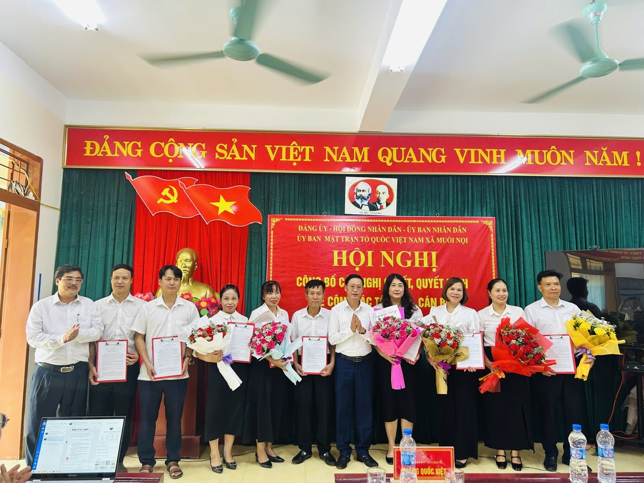 anh tin bai